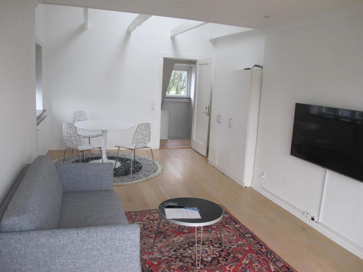 אורהוס Guesthouse Sharon Apartments מראה חיצוני תמונה