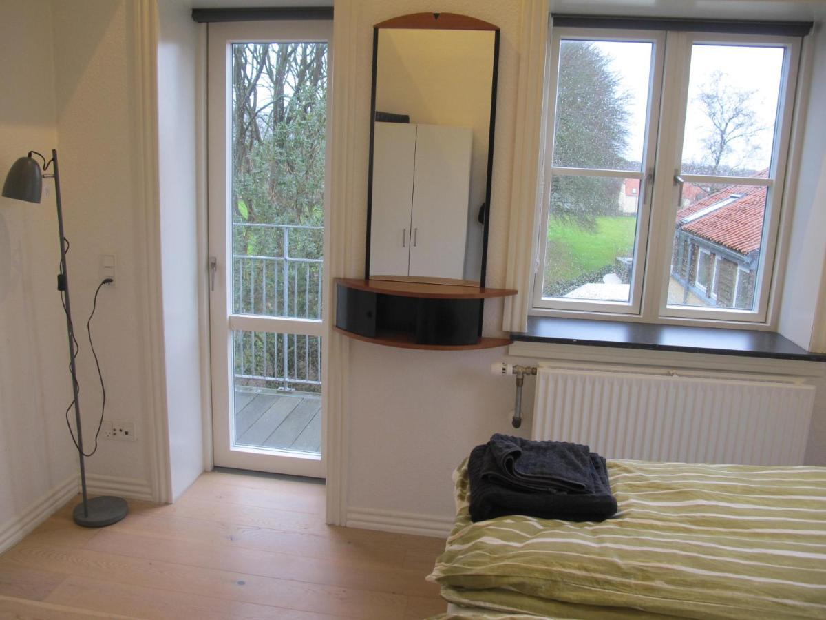 אורהוס Guesthouse Sharon Apartments מראה חיצוני תמונה