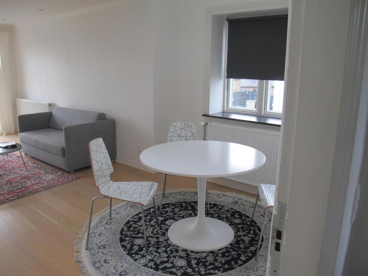 אורהוס Guesthouse Sharon Apartments מראה חיצוני תמונה