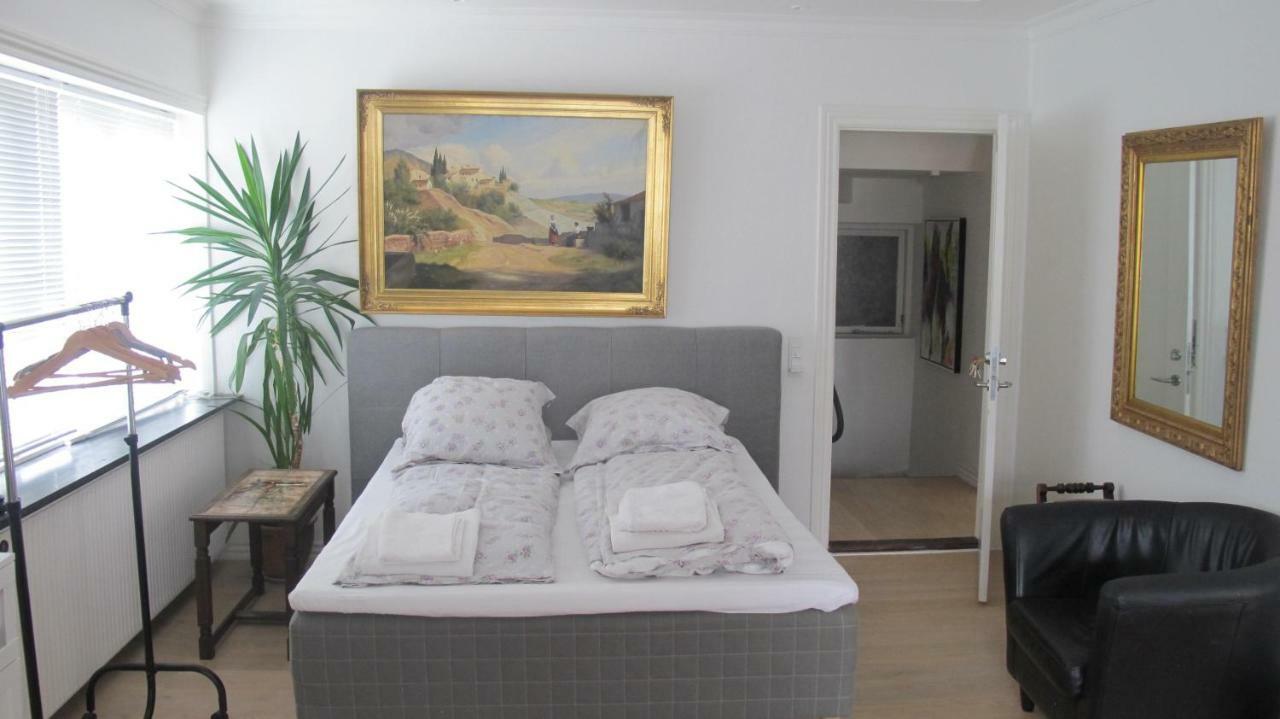 אורהוס Guesthouse Sharon Apartments מראה חיצוני תמונה